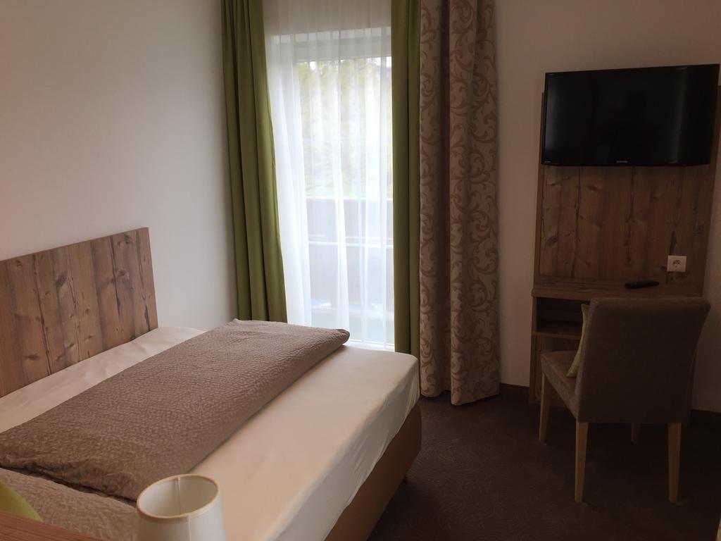 Pension David Puch bei Hallein Luaran gambar